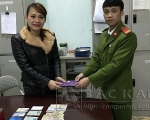 Đồng chí Nguyễn Hà Anh trả lại vì tiền cho chị Thìn