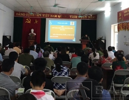 Buổi tuyên truyền thu hút đông đảo người dân xã Quang Thuận tham gia