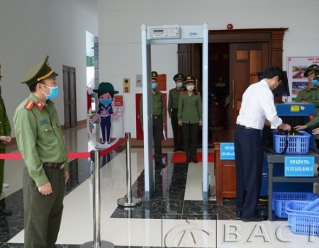 Lực lượng Kỹ thuật nghiệp vụ kiểm soát an ninh tại Đại hội đảng bộ tỉnh Bắc Kạn tháng 10/2020