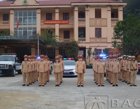 Lực lượng Cảnh sát giao thông Công an tỉnh ra quân thực hiện cao điểm đảm bảo trật tự ATGT Tết Nguyên đán Nhâm Dần 2022