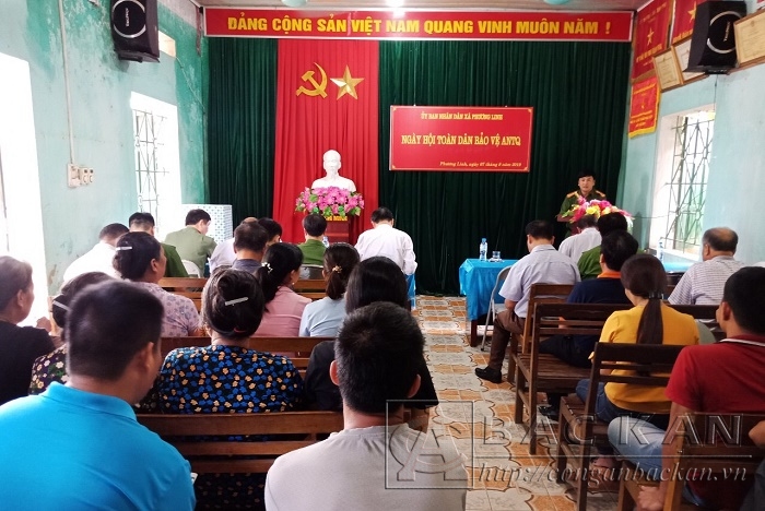Đại tá Nguyễn Thanh Tuân – PGĐ Công an tỉnh phát biểu tại Ngày hội