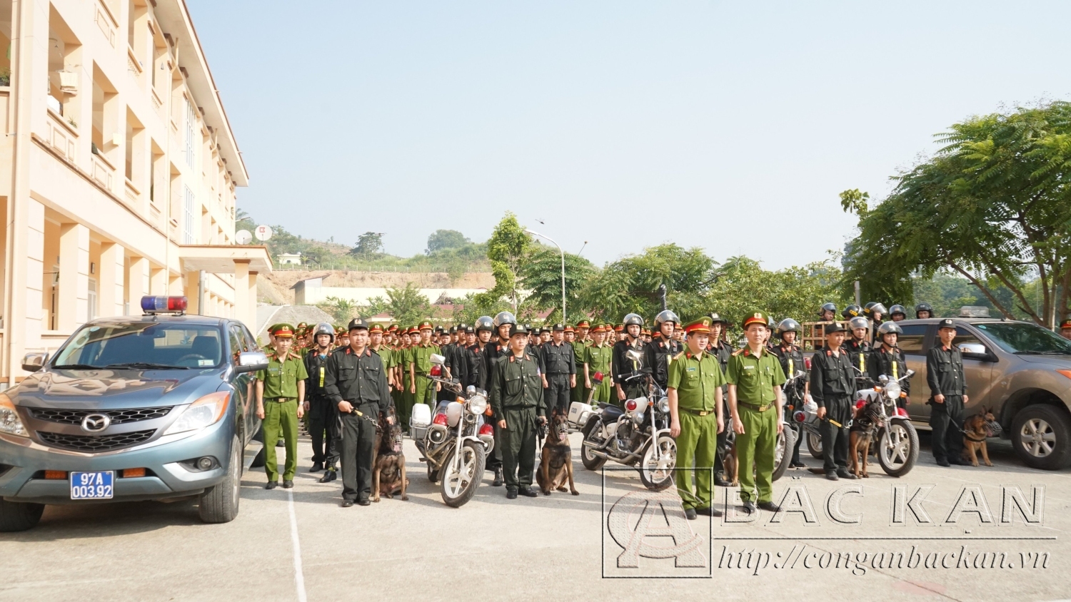 Lực lượng Cảnh sát cơ động đoàn kết, hiệp đồng thi đua hoàn thành xuất sắc nhiệm vụ