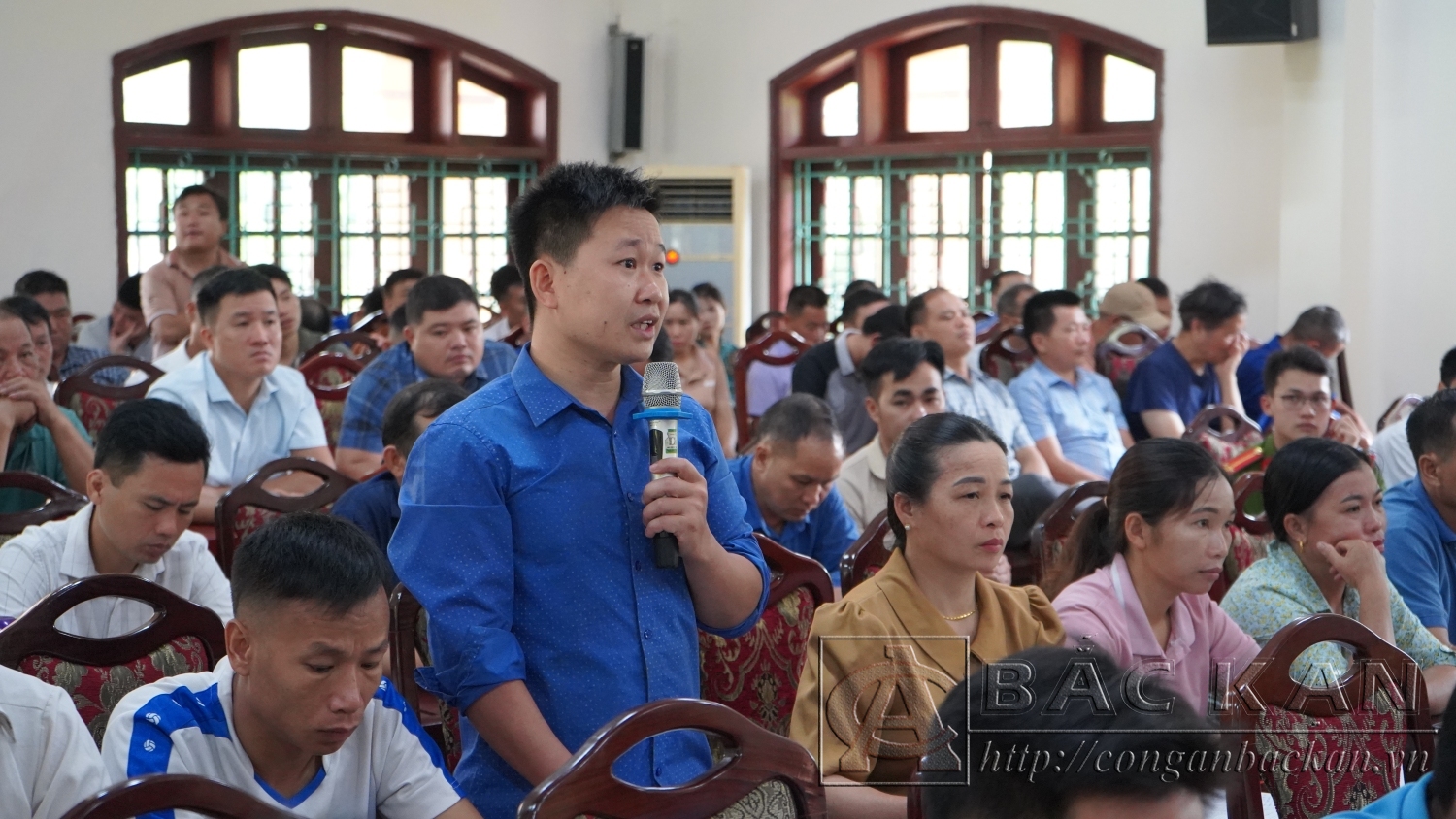 Đại biểu xã Nghiên Loan, huyện Pác Nặm đối thoại trực tiếp với lực lượng Công an
