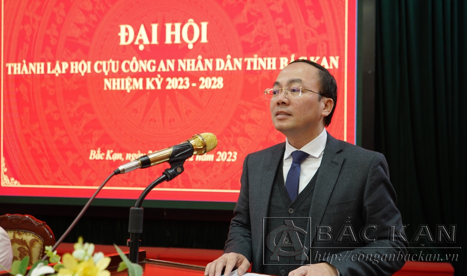 Đồng chí Nguyễn Đăng Bình, Phó Bí thư Tỉnh ủy, Chủ tịch Ủy ban nhân dân tỉnh Bắc Kạn phát biểu chỉ đạo