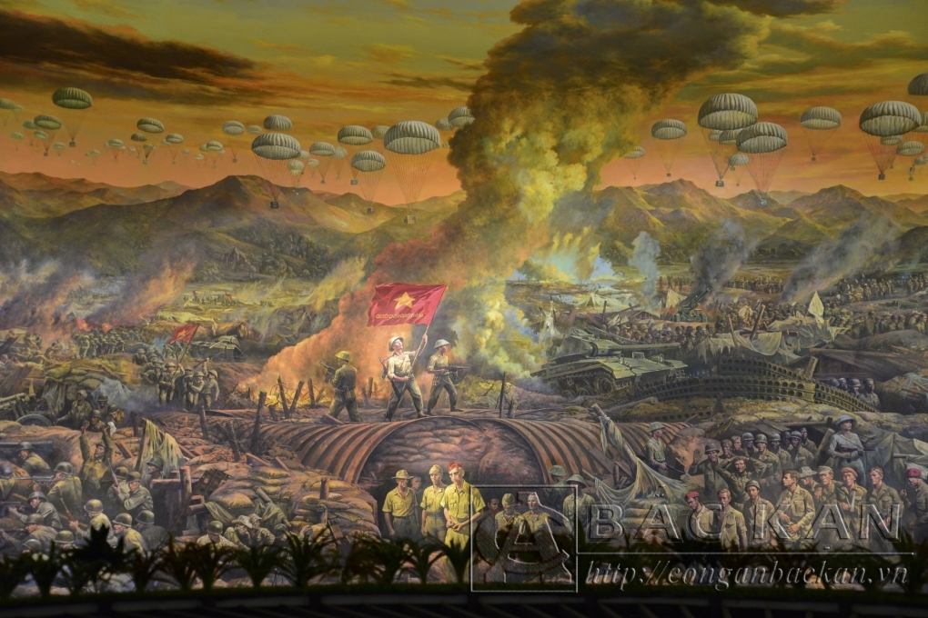 Bức tranh Panorama - tái hiện toàn cảnh Chiến dịch Điện Biên Phủ