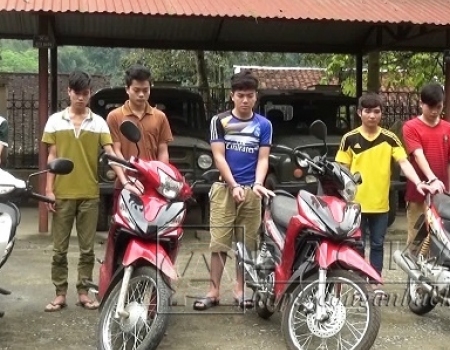 Nhóm đối tượng nhí chuyên trộm cắp xe mô tô bị Công an huyện Pác Nặm bắt giữ