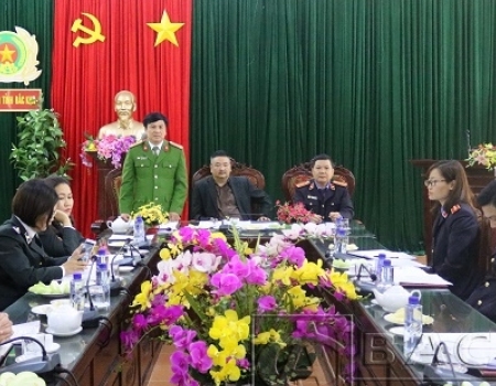 Đại tá Nguyễn Thanh Tuân, Phó Giám đốc Công an tỉnh phát biểu tiếp thu, bổ sung yêu cầu của Đoàn kiểm tra