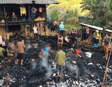 Vu cháy đã thiêu rụi căn nhà và toàn bộ tài sản gia đình chị Đặng Thị Thim