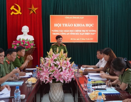 Các đại biểu tham dự hội thảo