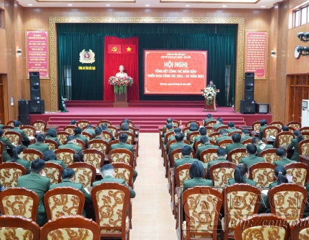 Toàn cảnh hội nghị