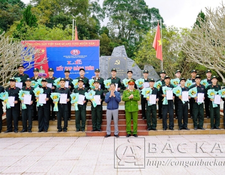 Phòng Cảnh sát hình sự thi hành Lệnh giữ người trong trường hợp khẩn cấp đối với Nguyễn Thị Định có hành vi cho vay lãi nặng trong giao dịch dân sự