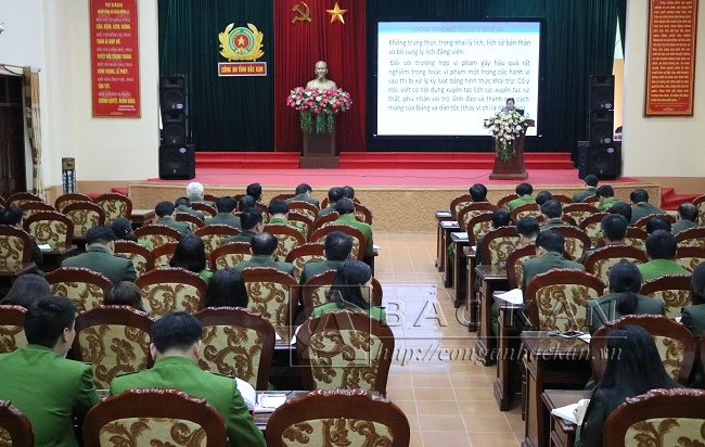 Làm tốt công tác kiểm tra, giám sát, thi hành kỷ luật góp phần quan trọng xây dựng Đảng trong sạch, vững mạn