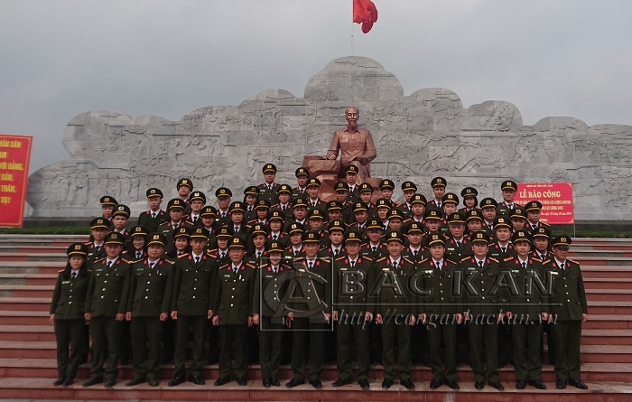 Lực lượng An ninh Công an tỉnh Bắc Kạn tổ chức hoạt động giáo dục truyền thống tại Khu Di tích Công an Khu XII, nơi Chủ tịch Hồ Chí Minh có 6 điều dạy Công an nhân dân