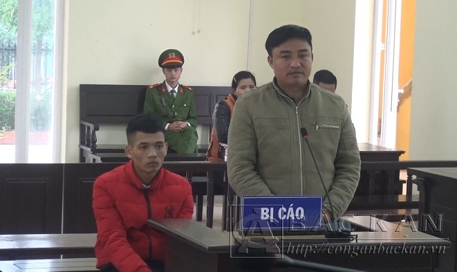 Sáng ngày 21/2/2020, 2 bị cáo này bị Tòa án nhân dân tỉnh Bắc Kạn tuyên phạt tù về tội "Cưỡng đoạt tài sản" ( Bùi Thành Nam áo đỏ, Nguyễn Bá Lợi áo xám)