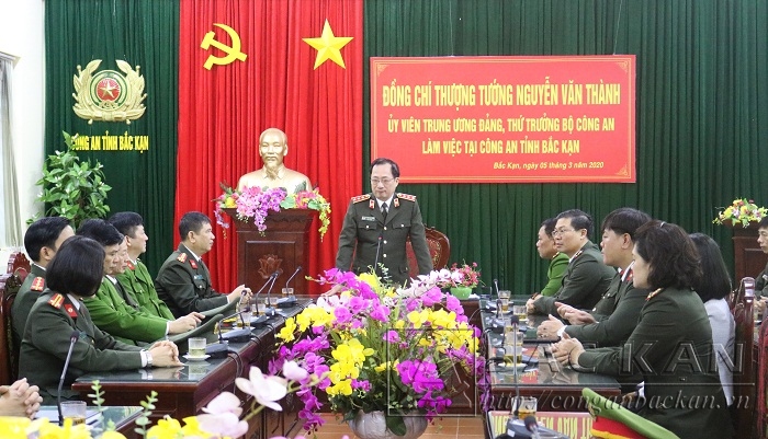 Thứ trưởng Bộ Công an Nguyễn Văn Thành phát biểu tại buổi làm việc với Công an tỉnh Bắc Kạn