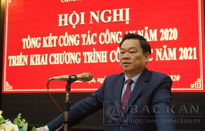Đ/c Hoàng Duy Chinh - Bí thư Tỉnh ủy phát biểu chỉ đạo tại Hội nghị