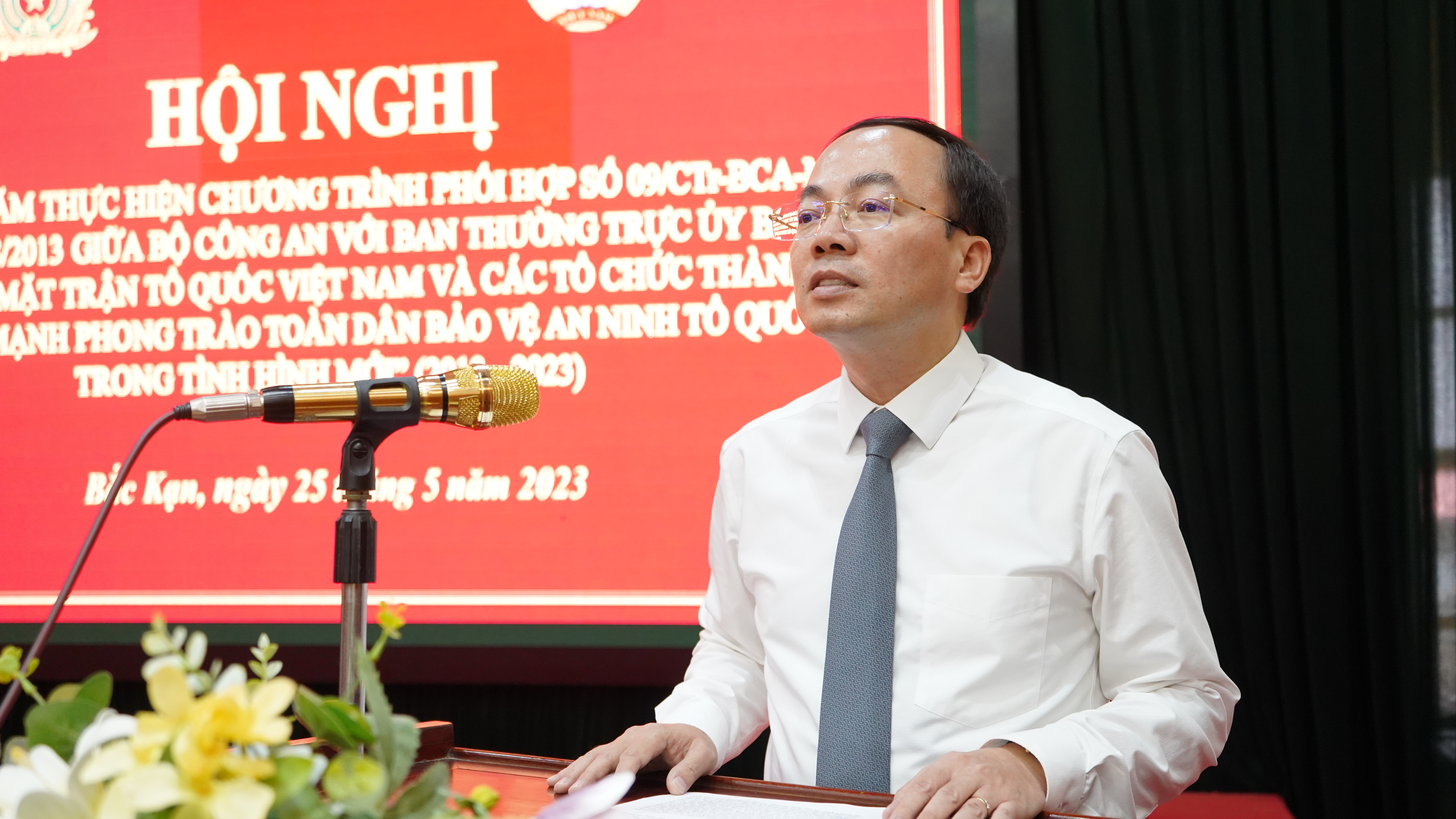 Đồng chí Nguyễn Đăng Bình – Chủ tịch UBND tỉnh phát biểu chỉ đạo