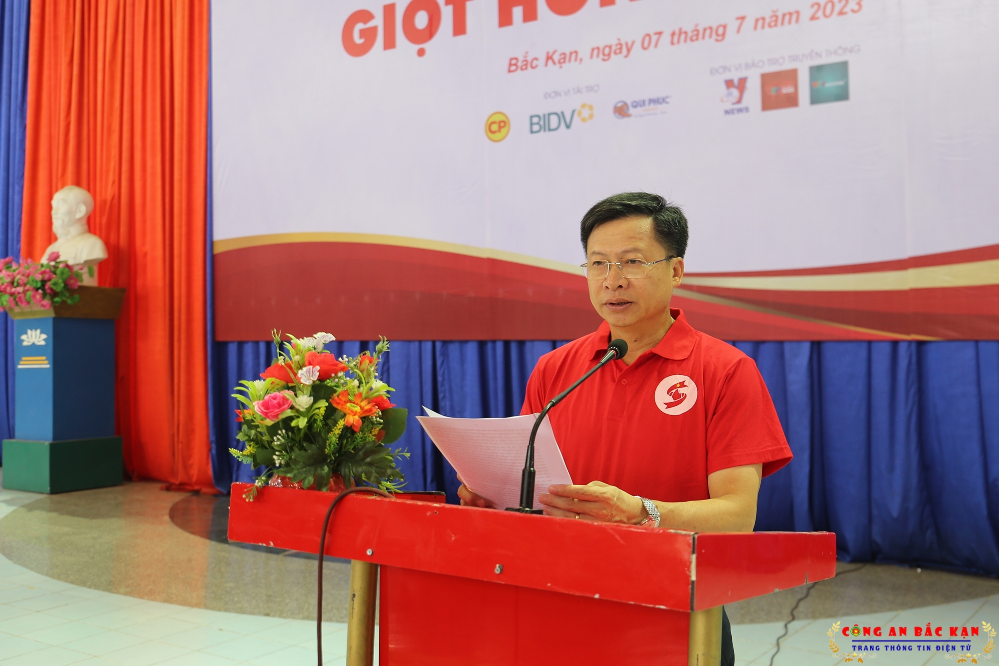 Chương trình Hành trình đỏ - kết nối dòng máu Việt năm 2023 tiếp nhận được hơn 1.000 đơn vị máu