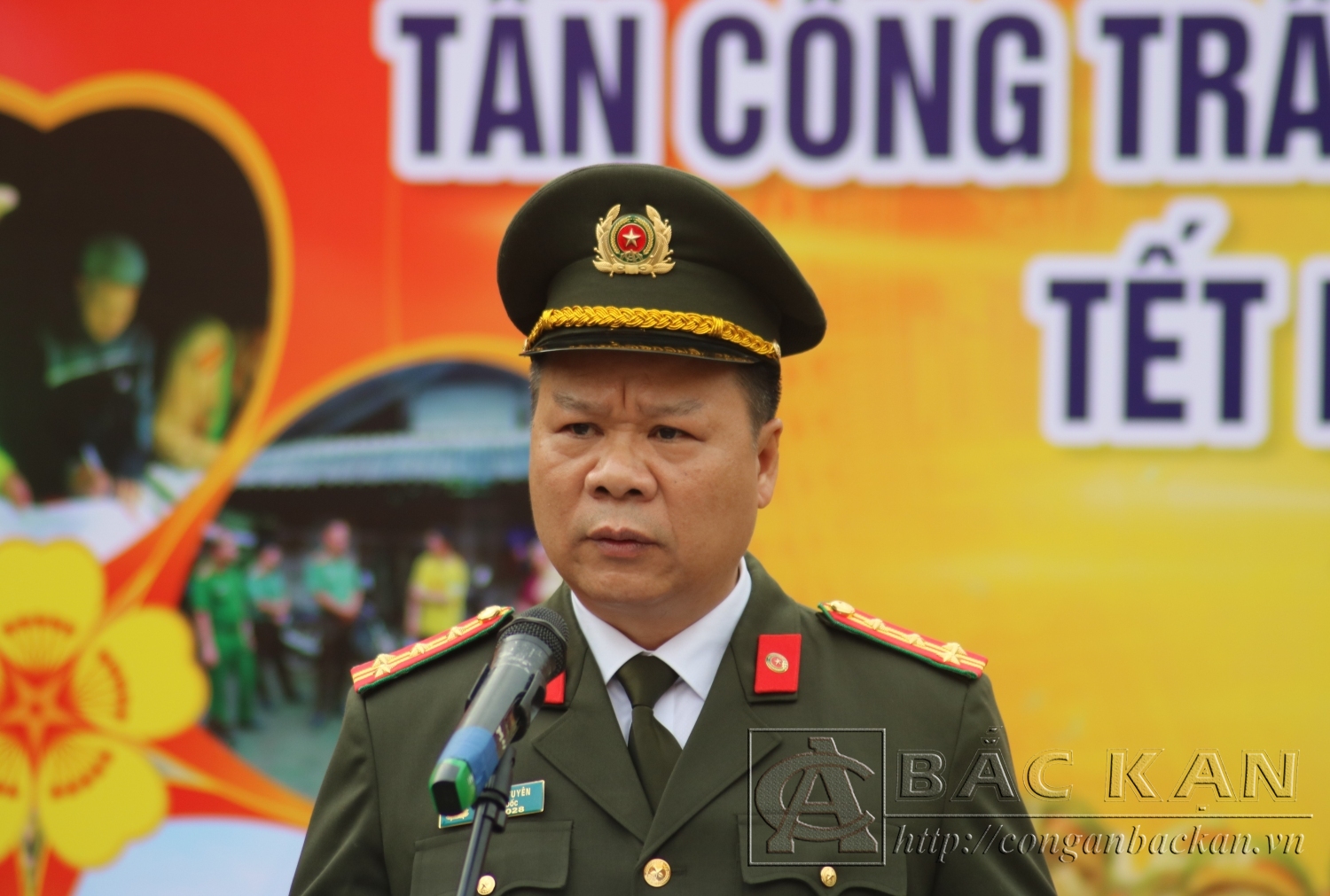 IMG 8762 Đại tá Hà Văn Tuyên Giám đốc Công an tỉnh PhatsBieeur tại Lễ ra quân