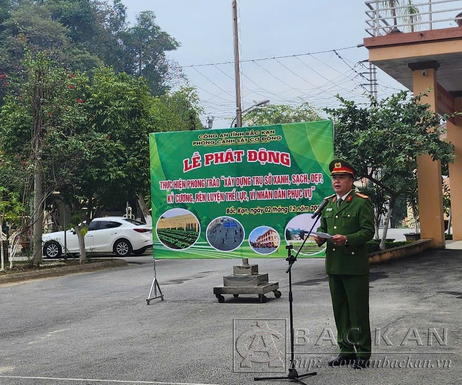 Ảnh 2 Thượng tá Ma Xuân Thịnh Trưởng Phòng Cảnh sát cơ động phát động phong trào