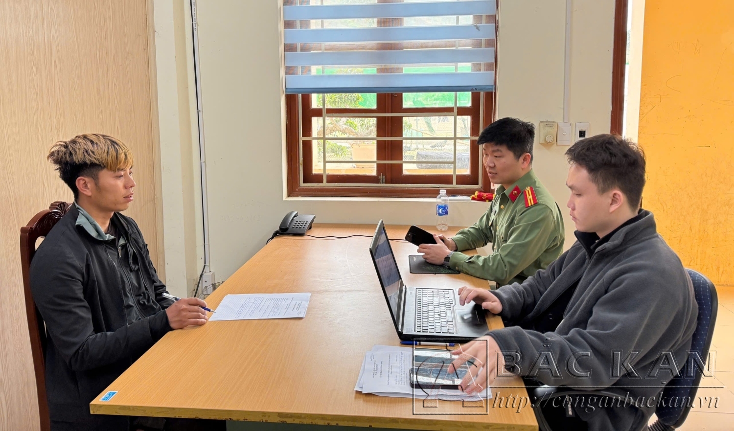 Cơ quan Công an làm việc với Lý Tà San